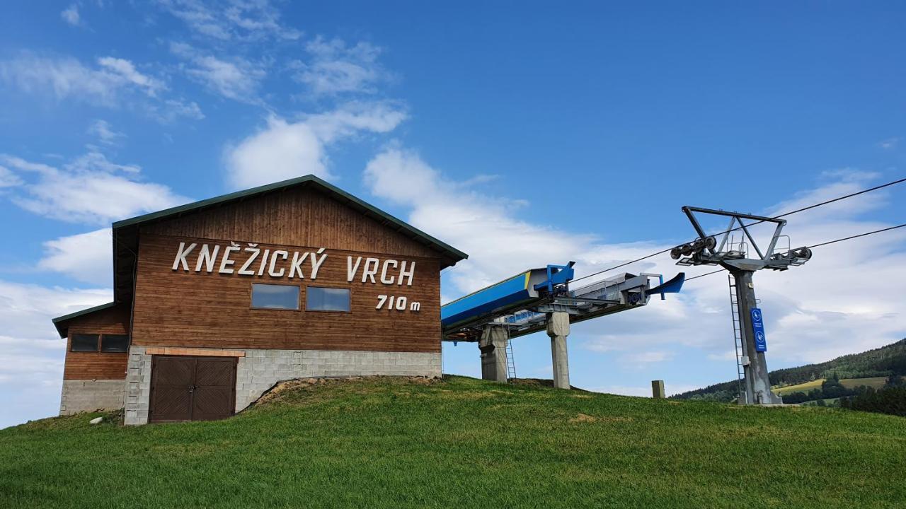 Knezice 25, Chalupa V Krkonosich Vrchlabí Esterno foto