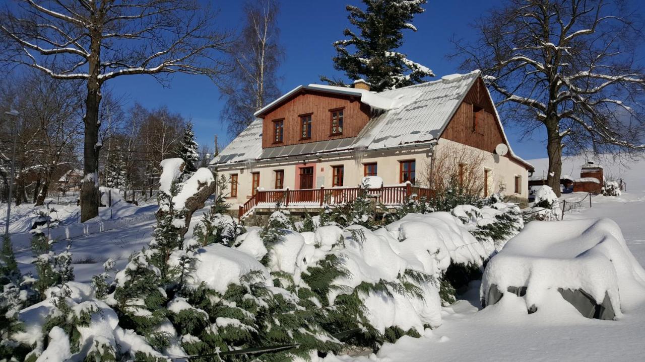 Knezice 25, Chalupa V Krkonosich Vrchlabí Esterno foto