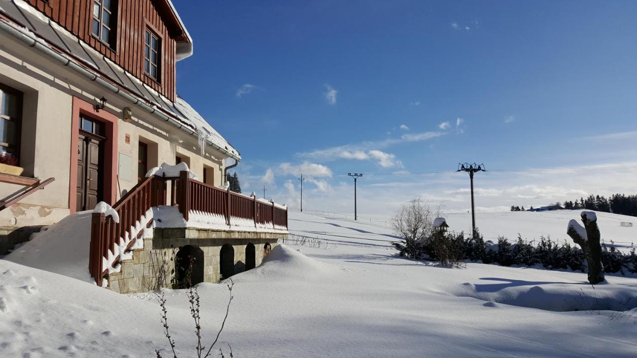 Knezice 25, Chalupa V Krkonosich Vrchlabí Esterno foto